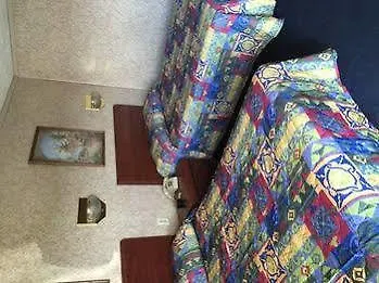 Shore Motor Inn
